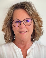 Martina Stegmueller